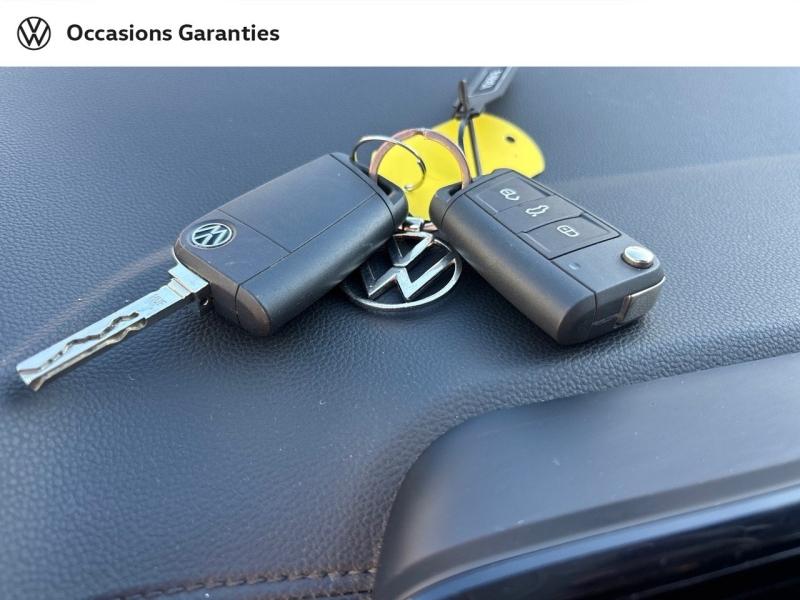 Voitures occasions VOLKSWAGEN T-ROC Base Mougins