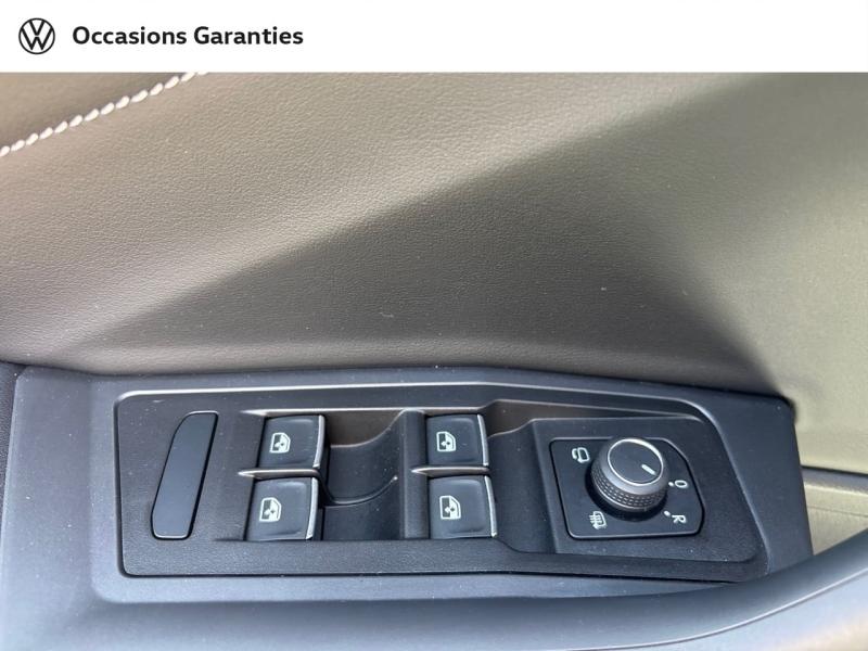 Voitures occasions VOLKSWAGEN T-Roc Cabriolet R-Line Mougins