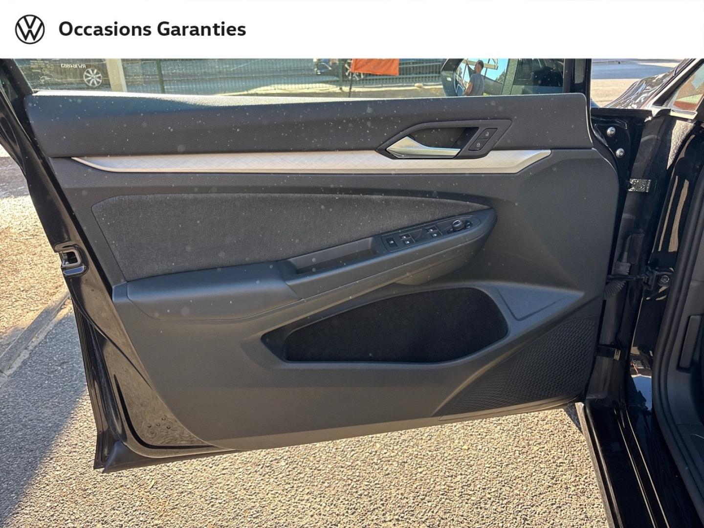 Voitures occasions VOLKSWAGEN GOLF Life Plus Nice