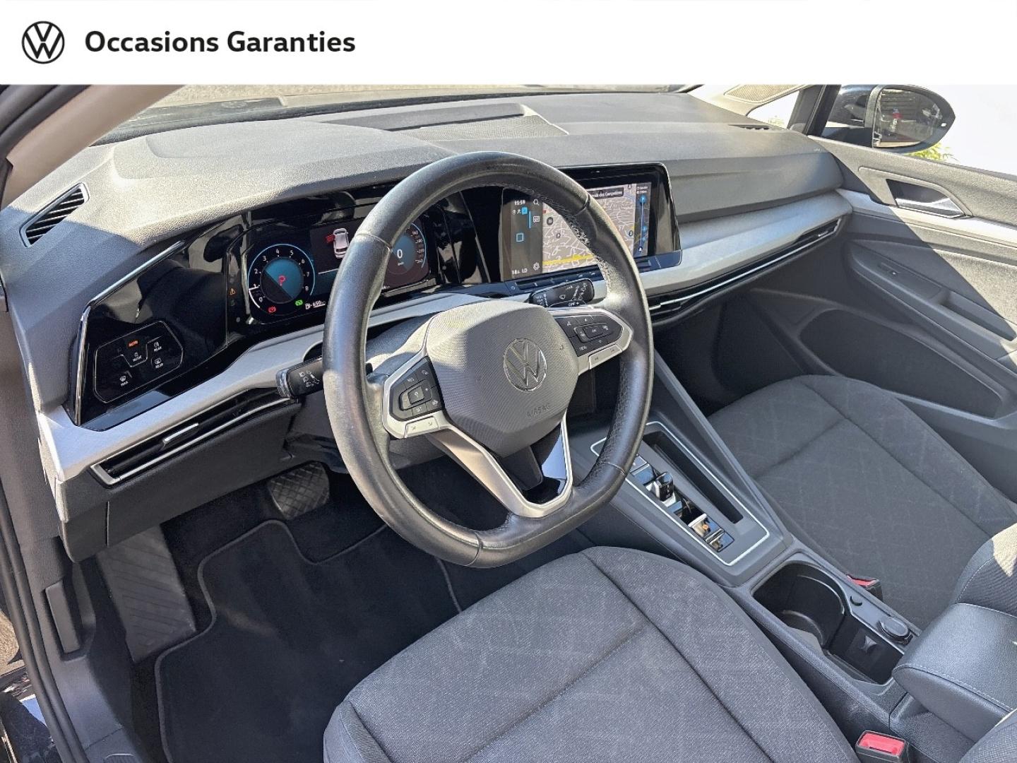 Voitures occasions VOLKSWAGEN GOLF Life Plus Nice