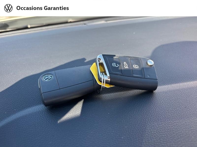 Voitures occasions VOLKSWAGEN T-Roc Cabriolet R-Line Mougins