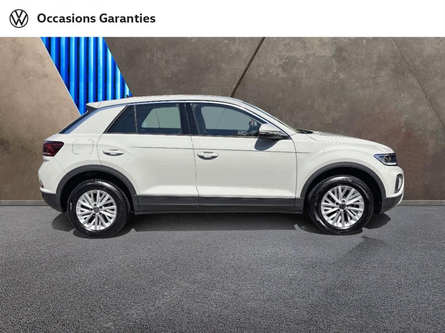 Voitures occasions VOLKSWAGEN T-ROC Base Mougins