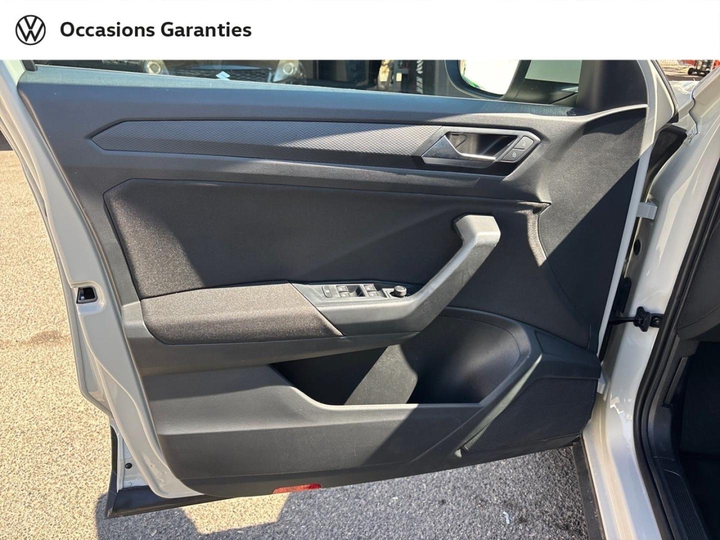 Voitures occasions VOLKSWAGEN T-ROC Base Mougins