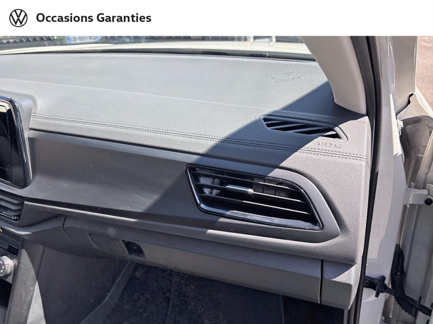 Voitures occasions VOLKSWAGEN T-ROC Base Mougins