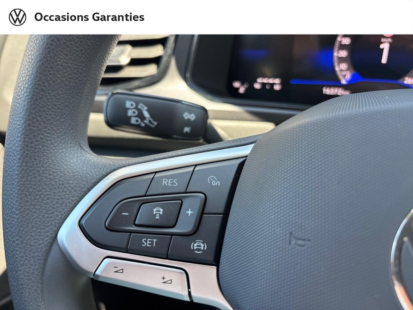 Voitures occasions VOLKSWAGEN T-ROC Base Mougins