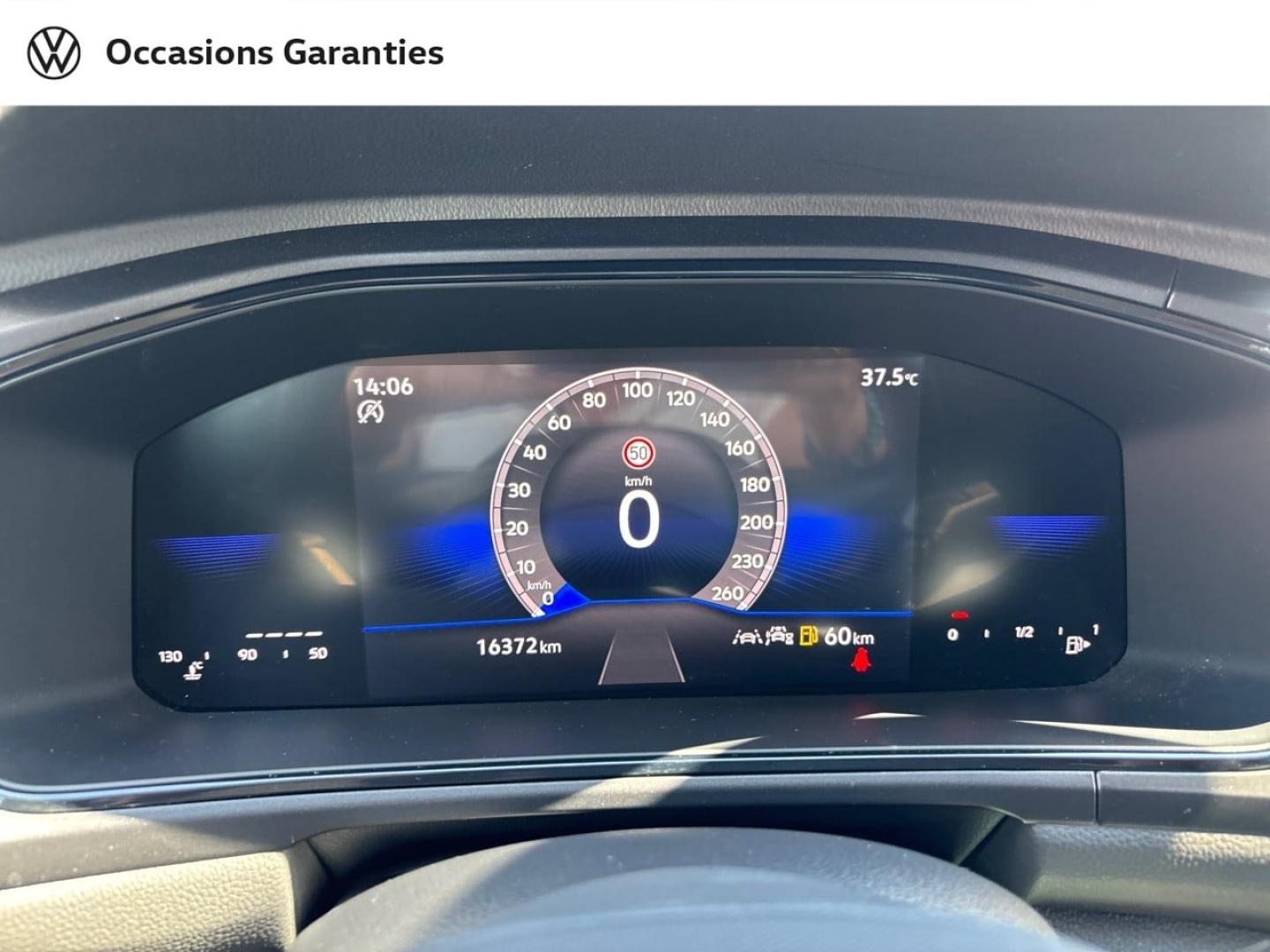 Voitures occasions VOLKSWAGEN T-ROC Base Mougins