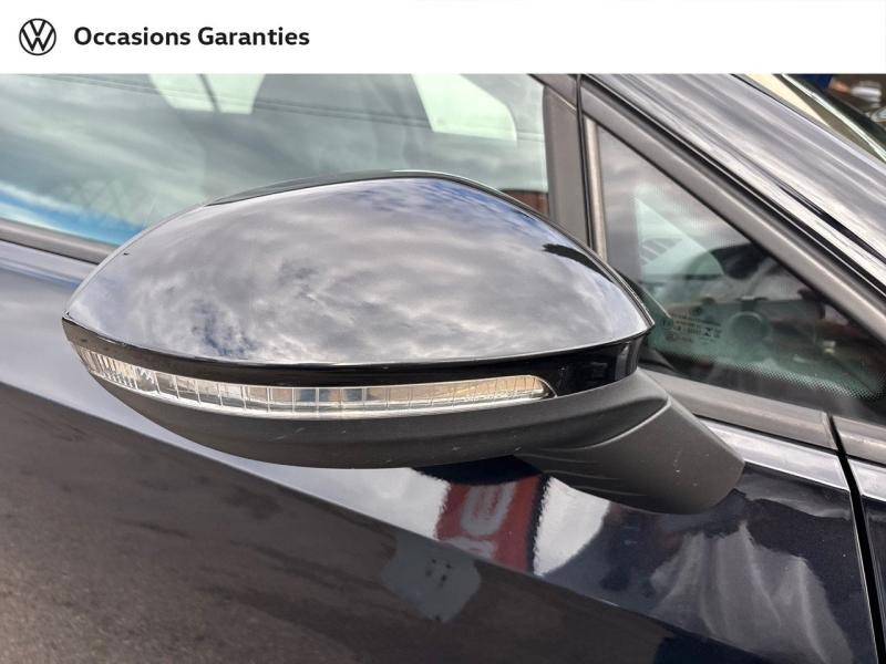 Voitures occasions VOLKSWAGEN GOLF R-Line Mougins
