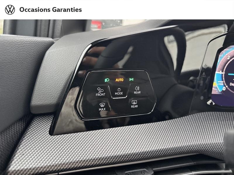 Voitures occasions VOLKSWAGEN GOLF R-Line Mougins