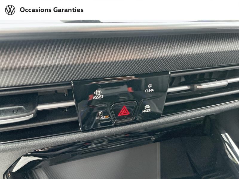 Voitures occasions VOLKSWAGEN GOLF R-Line Mougins