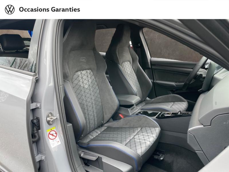 Voitures occasions VOLKSWAGEN GOLF R-Line Mougins