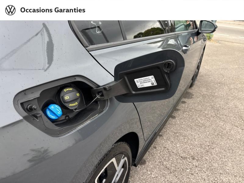 Voitures occasions VOLKSWAGEN GOLF R-Line Mougins