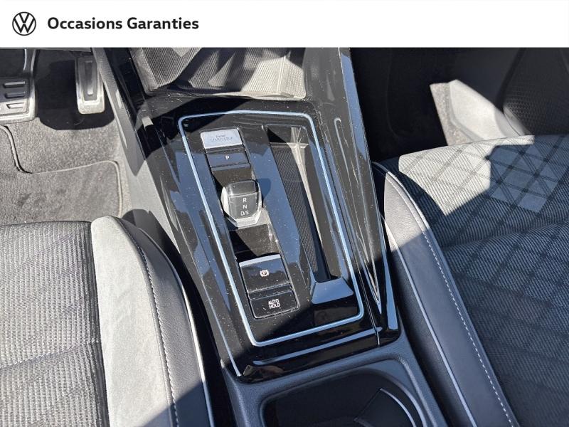 Voitures occasions VOLKSWAGEN GOLF R-Line Mougins