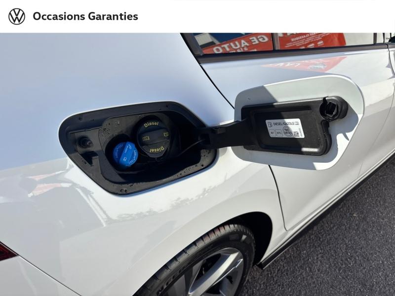 Voitures occasions VOLKSWAGEN GOLF R-Line Mougins