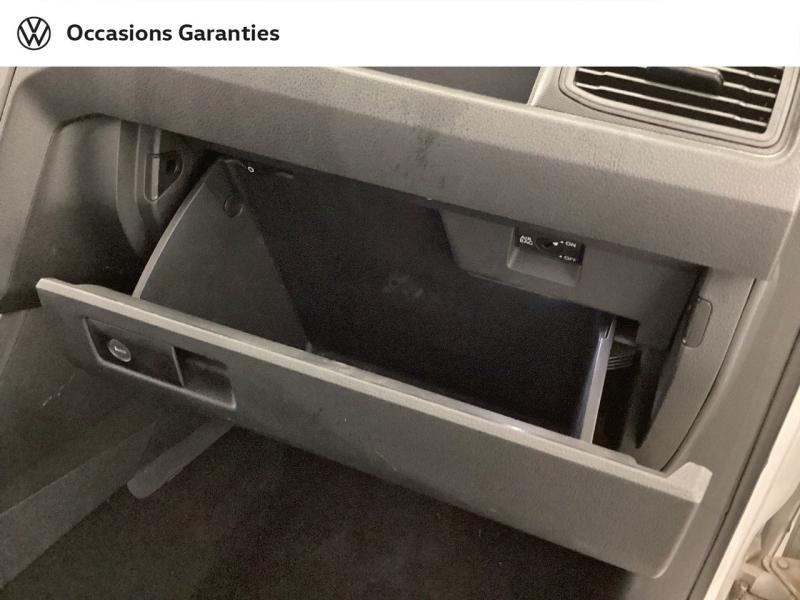 Voitures occasions VOLKSWAGEN UTILITAIRES Caddy Van Business Line Mougins