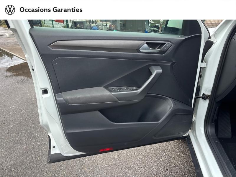 Voitures occasions VOLKSWAGEN T-ROC Lounge Mougins