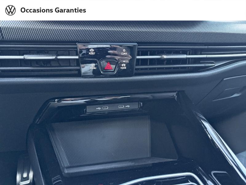 Voitures occasions VOLKSWAGEN GOLF R-Line Mougins