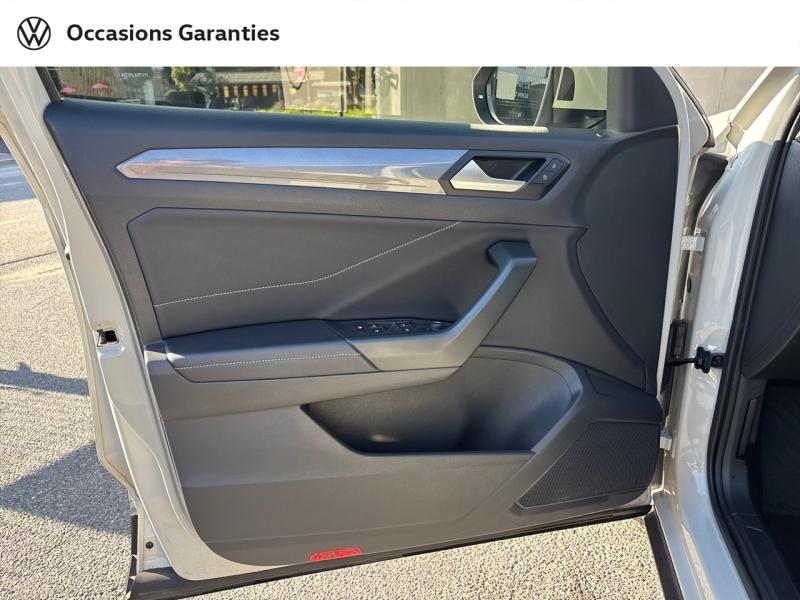 Voitures occasions VOLKSWAGEN T-ROC Style Mougins