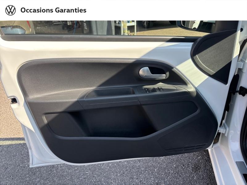 Voitures occasions VOLKSWAGEN up! Active Mougins