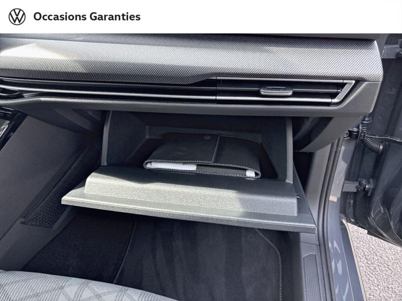 Voitures occasions VOLKSWAGEN GOLF R-Line Mougins