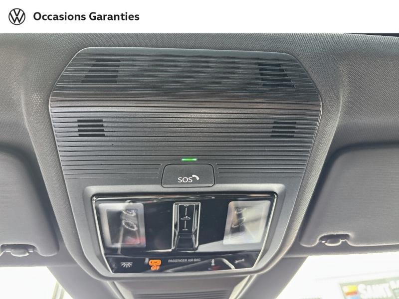 Voitures occasions VOLKSWAGEN GOLF R-Line Mougins