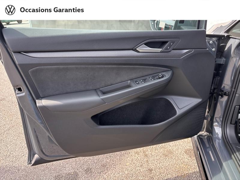 Voitures occasions VOLKSWAGEN GOLF R-Line Mougins