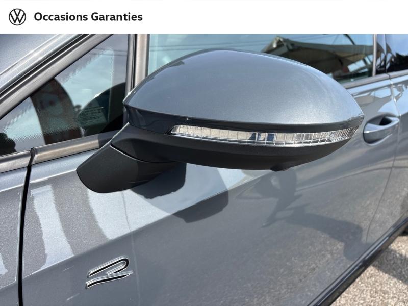 Voitures occasions VOLKSWAGEN GOLF R-Line Mougins
