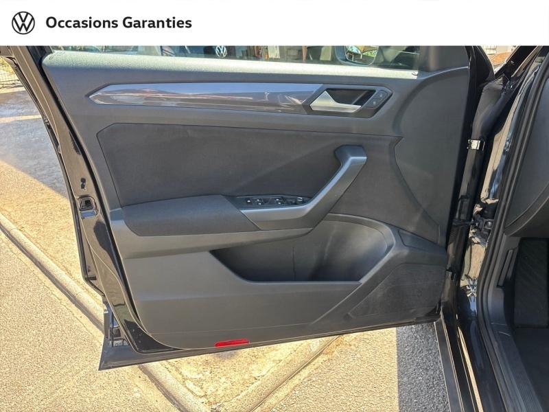 Voitures occasions VOLKSWAGEN T-ROC Carat Mougins