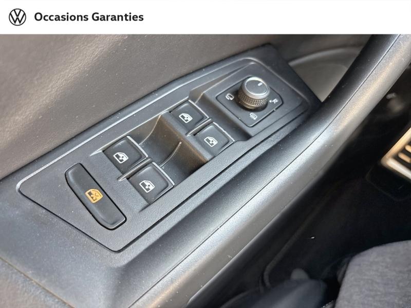 Voitures occasions VOLKSWAGEN T-ROC R-Line Mougins