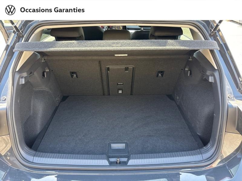 Voitures occasions VOLKSWAGEN GOLF Active Mougins