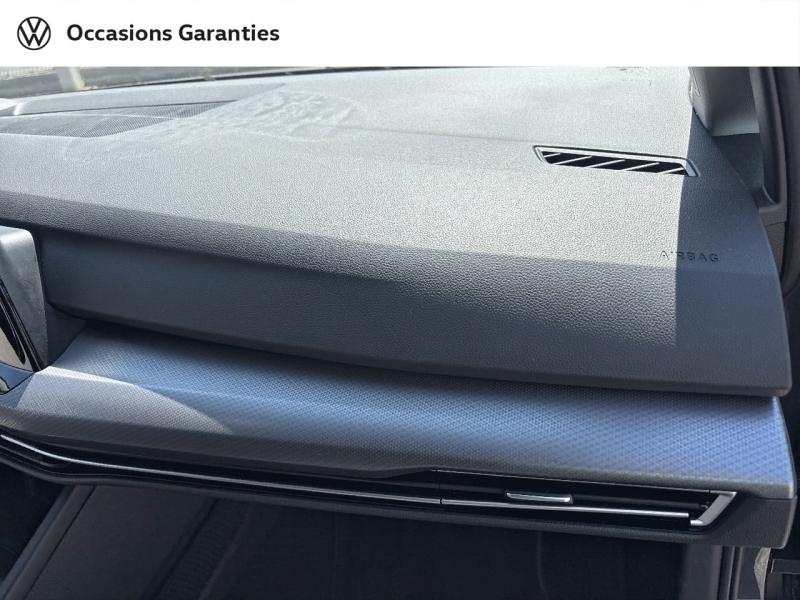Voitures occasions VOLKSWAGEN GOLF Active Mougins