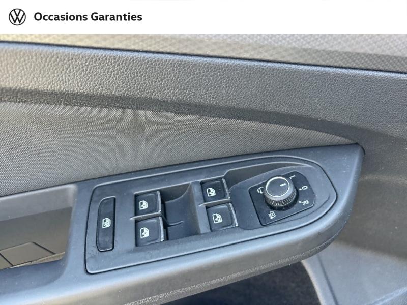 Voitures occasions VOLKSWAGEN GOLF Active Mougins
