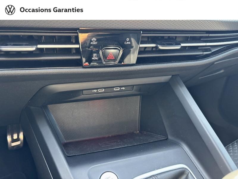 Voitures occasions VOLKSWAGEN GOLF Active Mougins