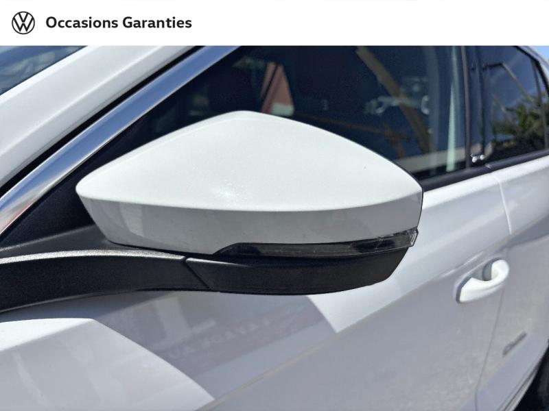Voitures occasions VOLKSWAGEN T-ROC Lounge Mougins