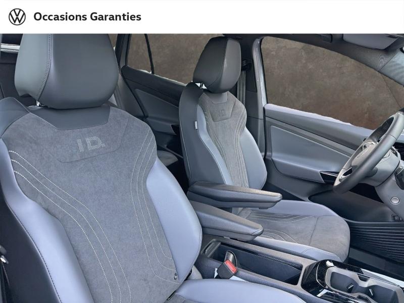 Voitures occasions VOLKSWAGEN ID.4 Life Max Mougins