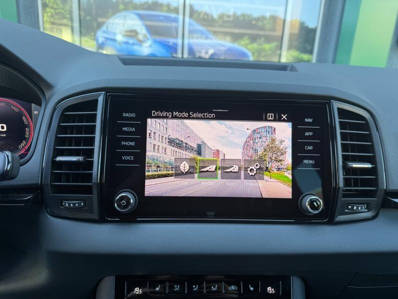 Voitures occasions ŠKODA KAROQ Sportline Mougins