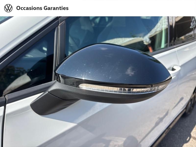 Voitures occasions VOLKSWAGEN GOLF R-Line Mougins