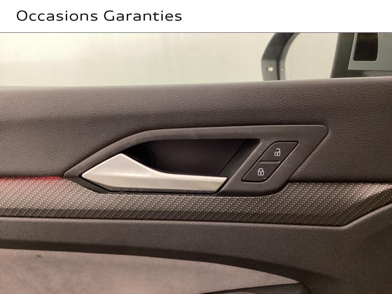 Voitures occasions VOLKSWAGEN GOLF R-Line Mougins