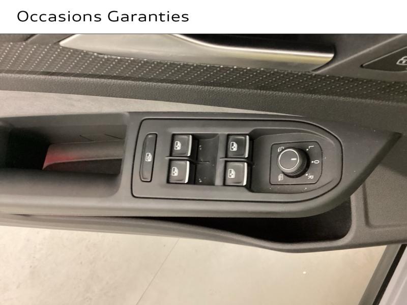 Voitures occasions VOLKSWAGEN GOLF R-Line Mougins