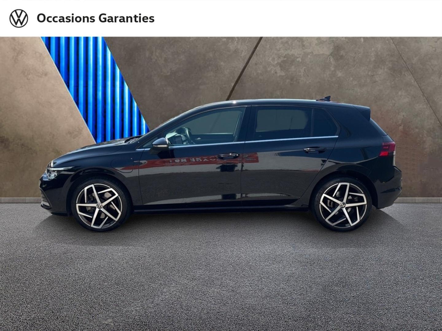 Voitures occasions VOLKSWAGEN GOLF Style 1st Mougins