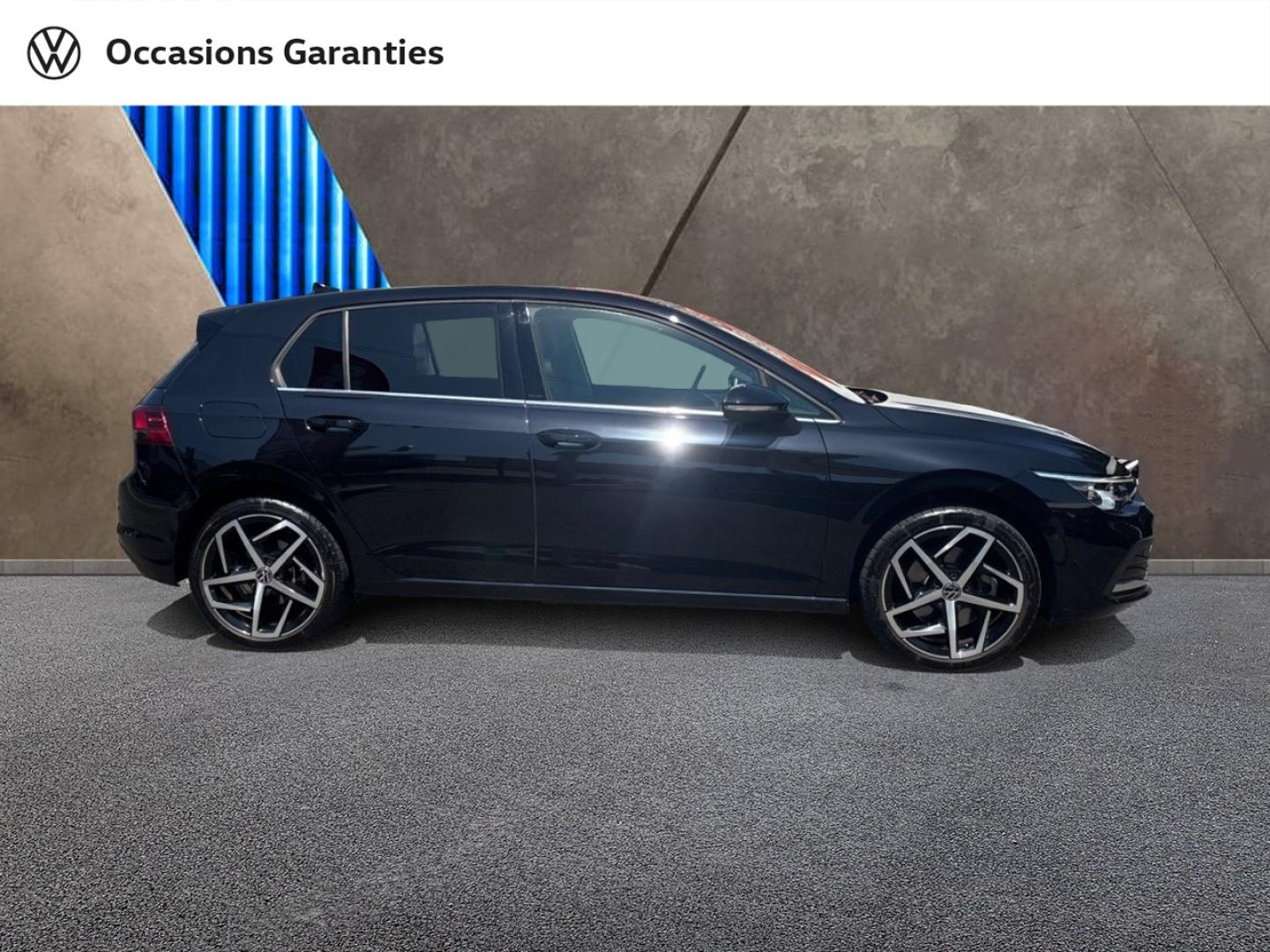 Voitures occasions VOLKSWAGEN GOLF Style 1st Mougins