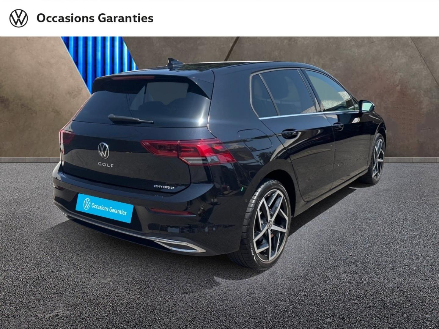 Voitures occasions VOLKSWAGEN GOLF Style 1st Mougins