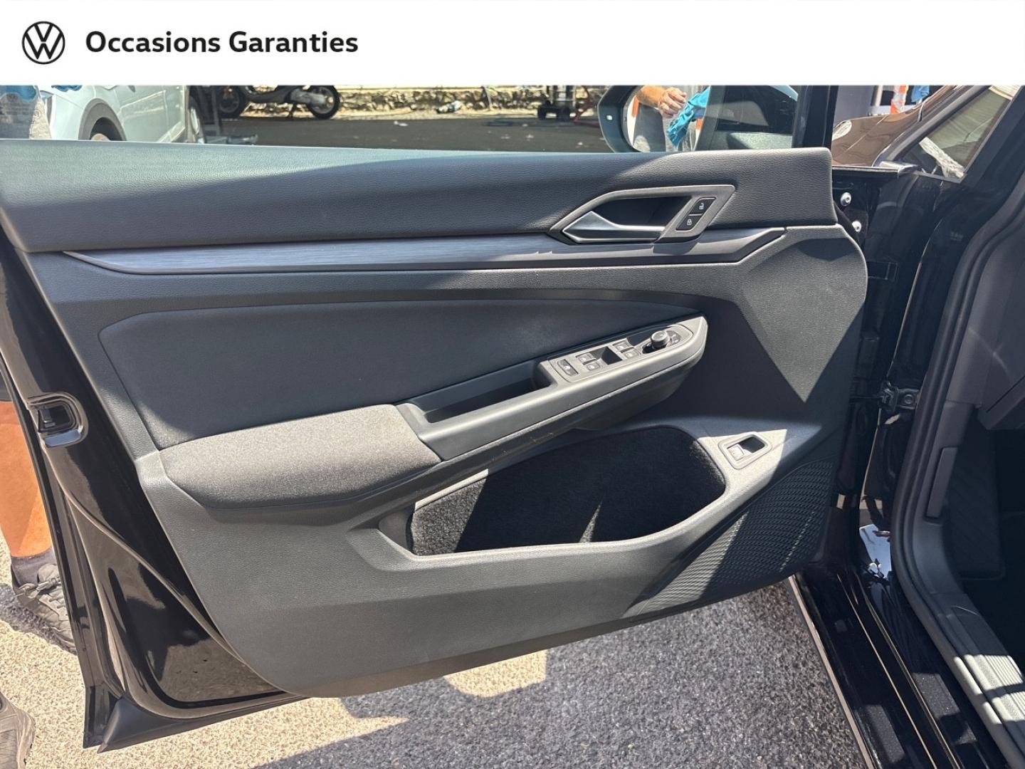 Voitures occasions VOLKSWAGEN GOLF Style 1st Mougins
