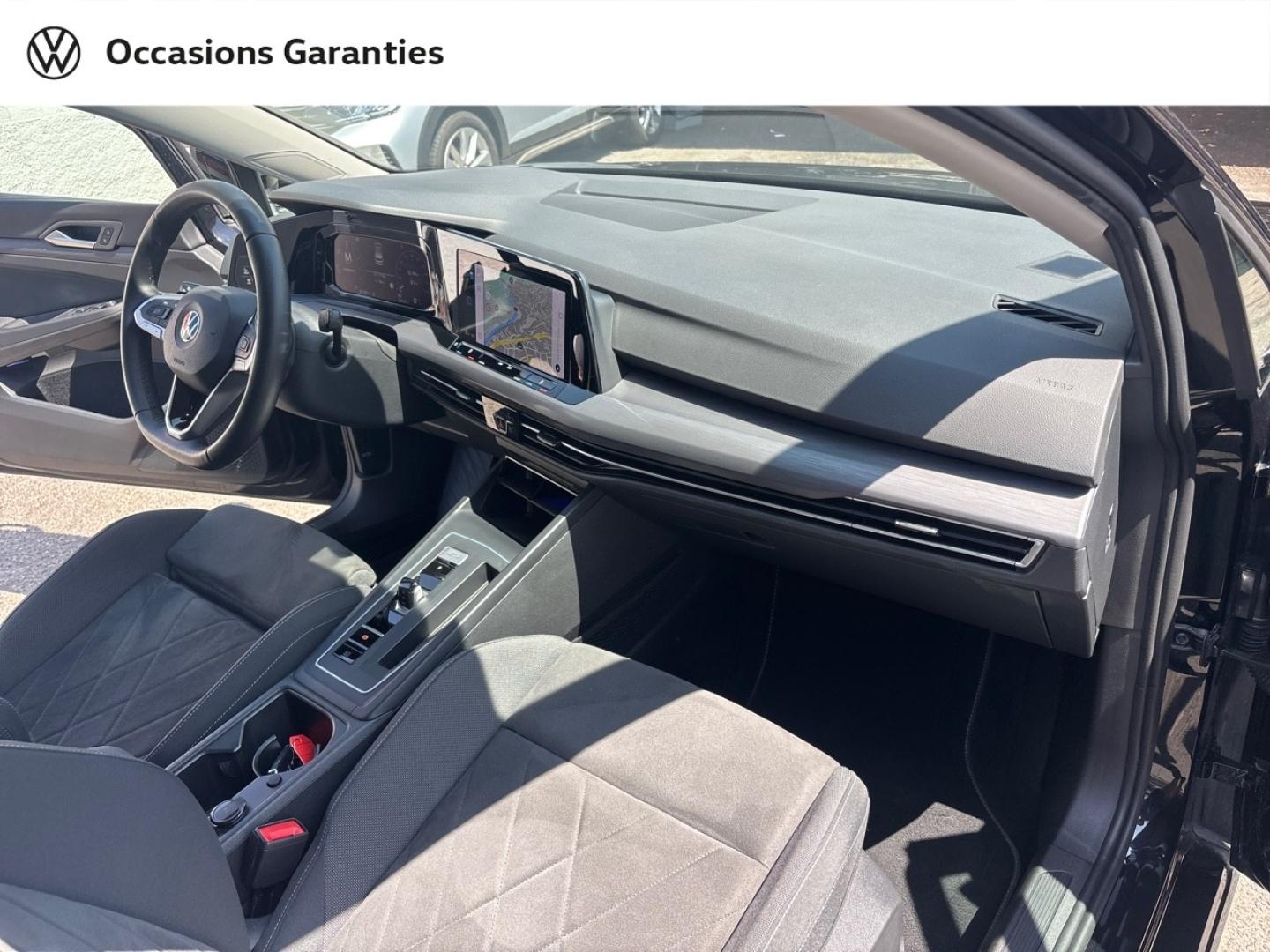 Voitures occasions VOLKSWAGEN GOLF Style 1st Mougins