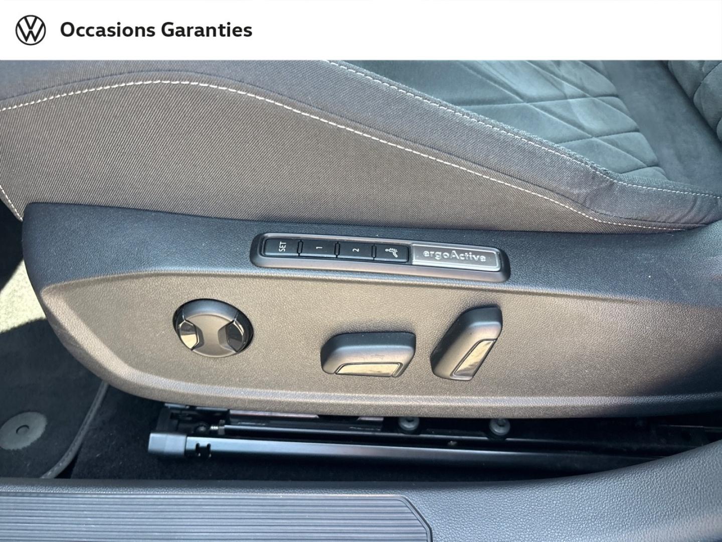 Voitures occasions VOLKSWAGEN GOLF Style 1st Mougins