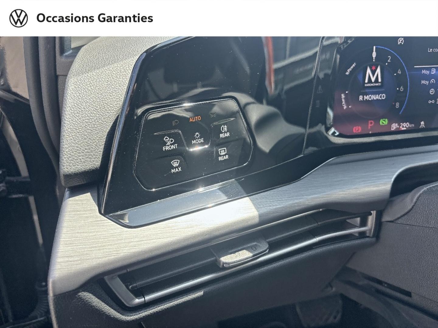 Voitures occasions VOLKSWAGEN GOLF Style 1st Mougins