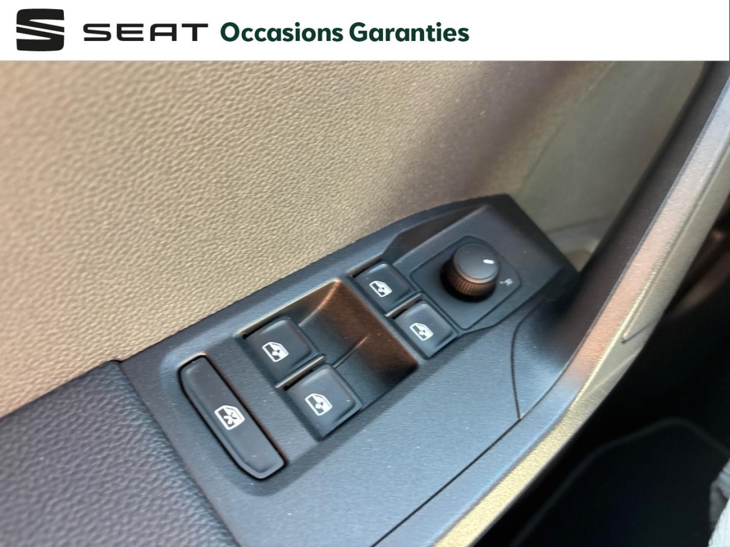 Voitures occasions SEAT ARONA Urban Mougins