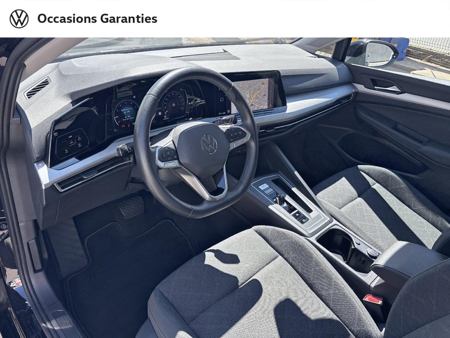 Voitures occasions VOLKSWAGEN GOLF Life Plus Mougins
