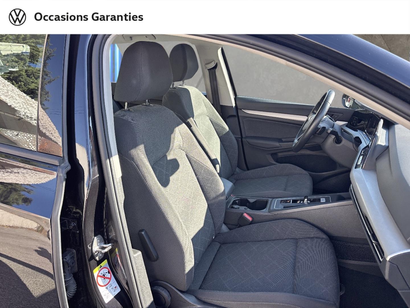 Voitures occasions VOLKSWAGEN GOLF Life Plus Mougins