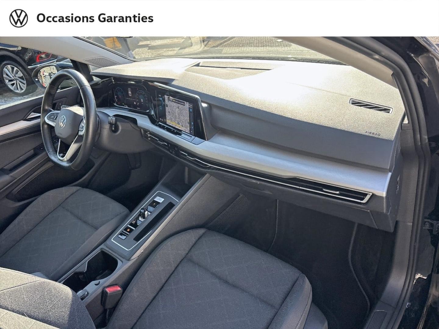 Voitures occasions VOLKSWAGEN GOLF Life Plus Mougins
