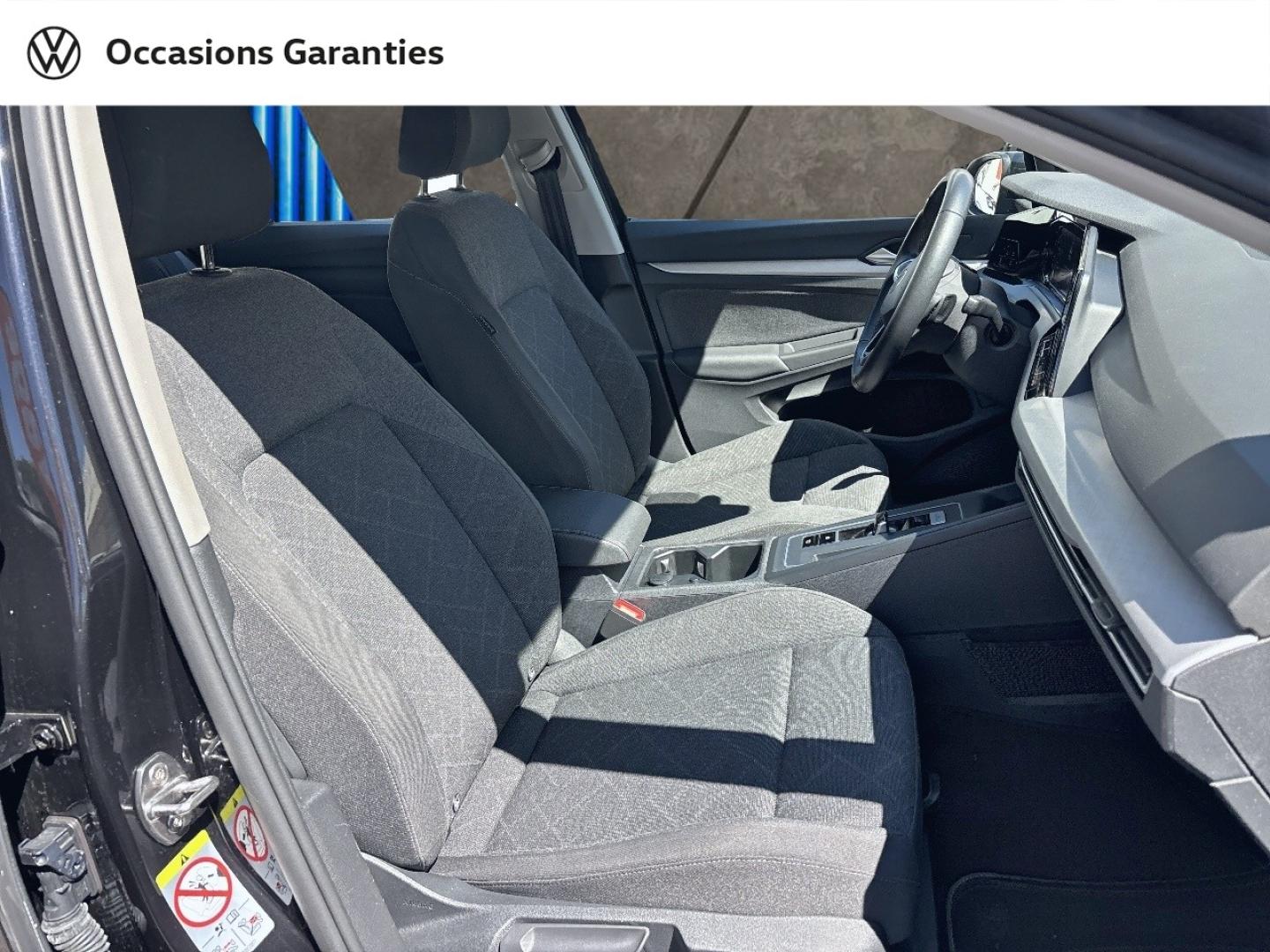 Voitures occasions VOLKSWAGEN GOLF Life Plus Mougins